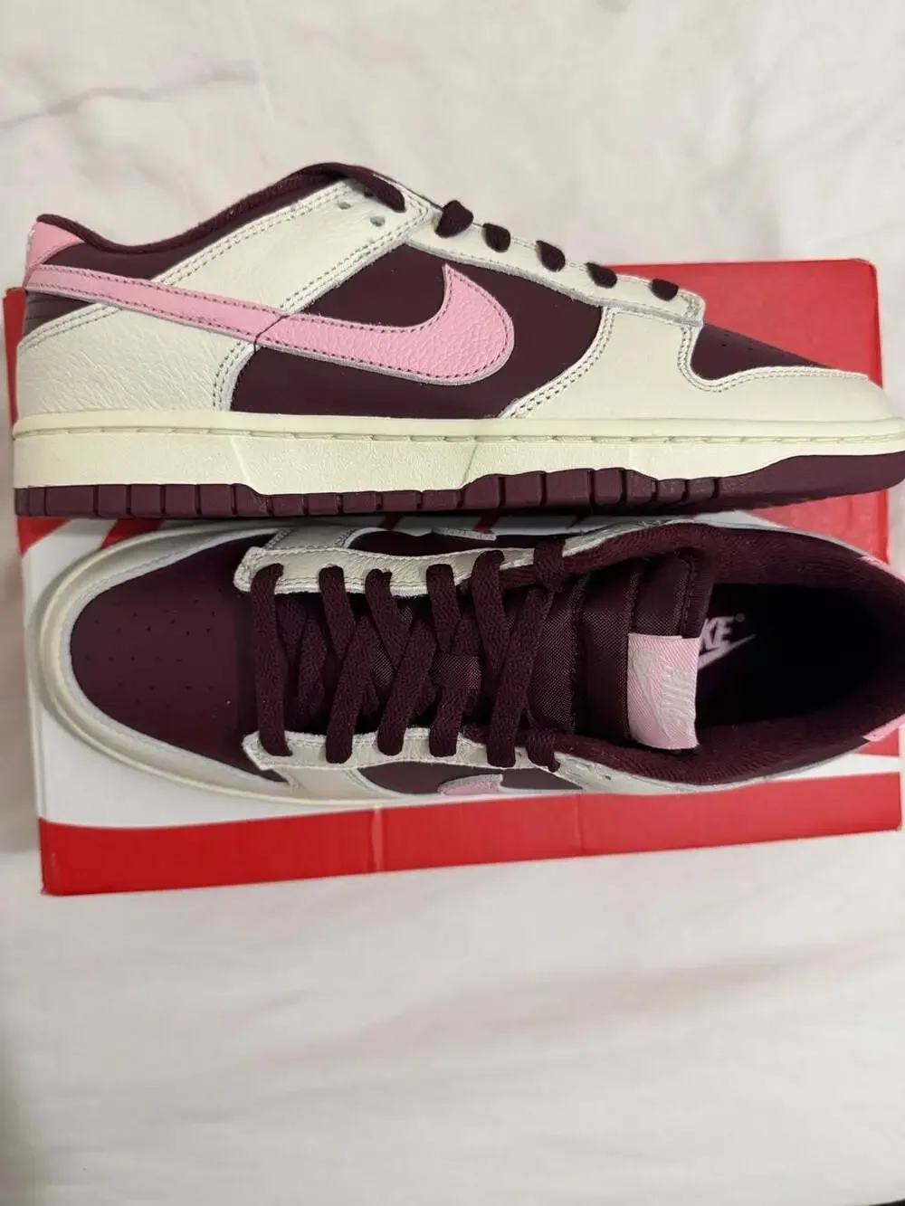 Nike Dunk Low Retro PRM 'Valentine's Day 2023' (DR9705-100)